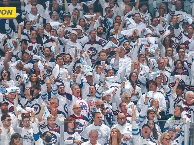 Attendance decline leaves Jets vulnerable to uncertain future