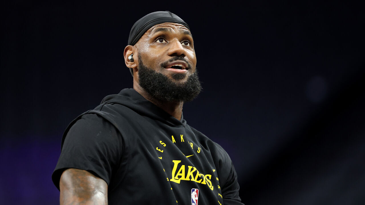 SACRAMENTO, CALIFORNIA - DECEMBER 19: LeBron James #23 of the Los Angeles Lakers warms up before their game against the Sacramento Kings at Golden 1 Center on December 19, 2024 in Sacramento, California. NOTE TO USER: User expressly acknowledges and agrees that, by downloading and/or using this photograph, user is consenting to the terms and conditions of the Getty Images License Agreement.