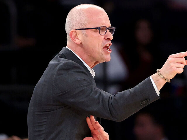 NEW YORK, NEW YORK - DECEMBER 14: ead coach Dan Hurley of the Connecticut Huskies reacts against the Gonzaga Bulldogs at Madison Square Garden on December 14, 2024 in New York City.