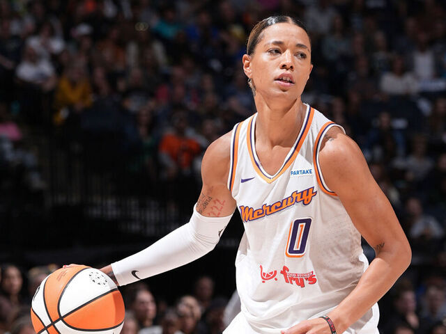 MINNEAPOLIS, MN - SEPTEMBER 25: Natasha Cloud #0 of the Phoenix Mercury dribbles the ball during the game against the Minnesota Lynx during Round one Game two of the 2024 WNBA Playoffs on September 25, 2024 at Target Center in Minneapolis, Minnesota. Mandatory Copyright Notice: Copyright 2024 NBAE