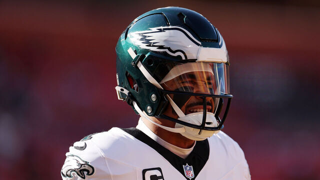 LANDOVER, MARYLAND - DECEMBER 22: Jalen Hurts #1 of the Philadelphia Eagles warms up prior to the game against the Washington Commanders at Northwest Stadium on December 22, 2024 in Landover, Maryland.