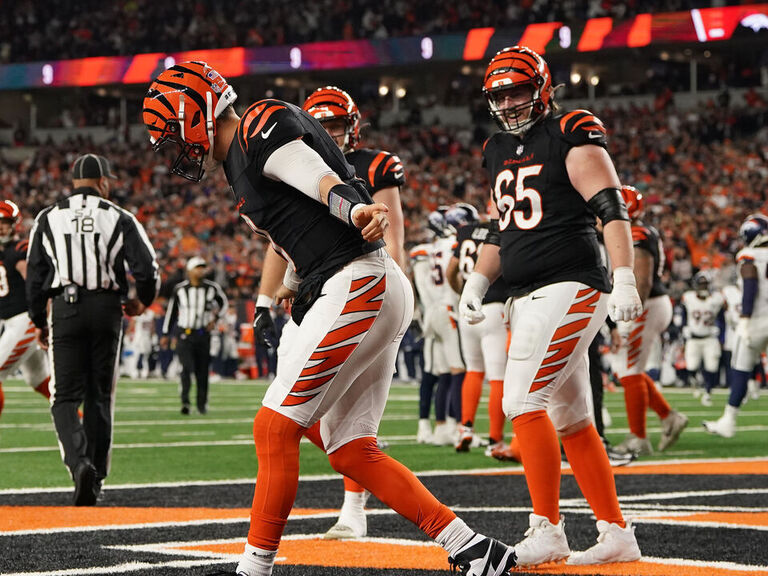 Bengals claim epic OT win over Broncos to stay alive in playoff race ...