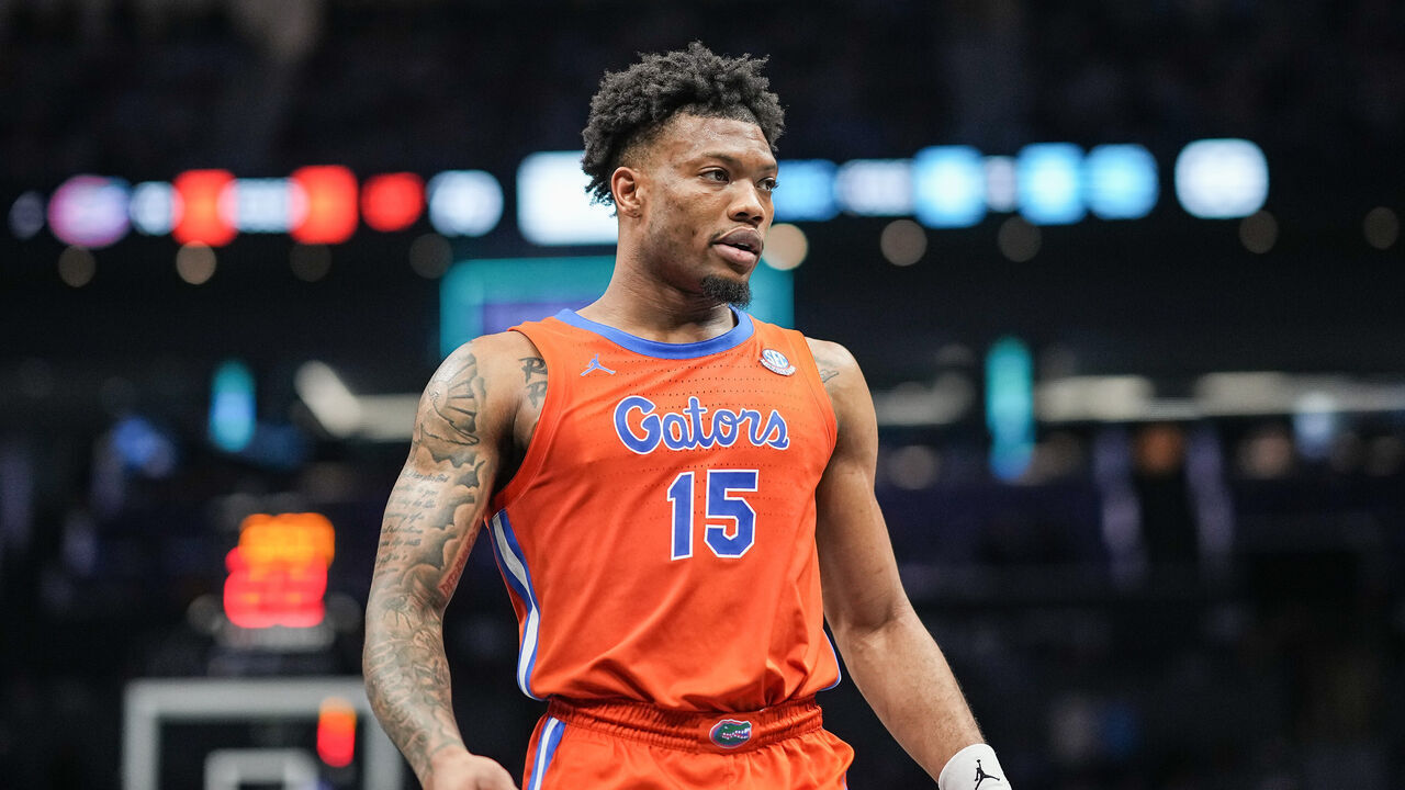 CHARLOTTE, NORTH CAROLINA - DECEMBER 17: Alijah Martin #15 of the Florida Gators looks on in the second half of his game against the North Carolina Tar Heels during the Jumpman Invitational at Spectrum Center on December 17, 2024 in Charlotte, North Carolina.