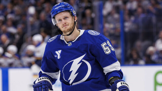 TAMPA, FL - DECEMBER 19: Jake Guentzel #59 of the Tampa Bay Lightning skates against the St Louis Blues at Amalie Arena on December 19, 2024 in Tampa, Florida.