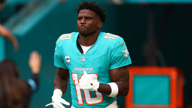 MIAMI GARDENS, FLORIDA - DECEMBER 22: Tyreek Hill #10 of the Miami Dolphins takes the field prior to a game against the San Francisco 49ers at Hard Rock Stadium on December 22, 2024 in Miami Gardens, Florida.