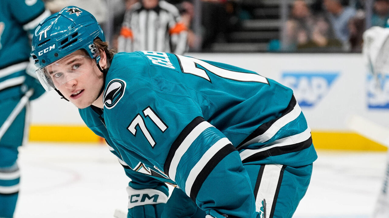 SAN JOSE, CALIFORNIA - DECEMBER 28: Macklin Celebrini #71 of the San Jose Sharks getting ready for a face off in the first period against the Calgary Flames at SAP Center on December 28, 2024 in San Jose, California.