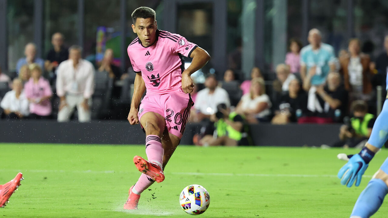 FT. LAUDERDALE, FL - NOVEMBER 9: Inter Miami midfielder Diego Gómez (20) scores a goal that is later disallowed during the match between Atlanta United and Inter Miami CF on Saturday, November 9, 2024 at Chase Stadium in Fort Lauderdale, Fla.