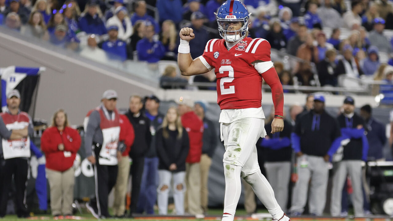 JACKSONVILLE, FL - JANUARY 02: Mississippi Rebels quarterback Jaxson Dart (2) reacts after throwing a touchdown pass during the game between the Mississippi Rebels and the Duke Blue Devils on January 2, 2025 at EverBank Stadium in Jacksonville, Fl.