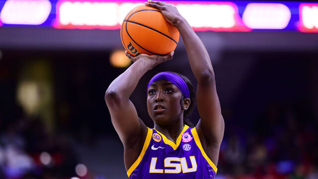 CHICAGO, ILLINOIS - DECEMBER 19: Flau'jae Johnson #4 of the LSU Tigers in action against the UIC Flames at the Credit Union 1 Arena on December 19, 2024 in Chicago, Illinois.