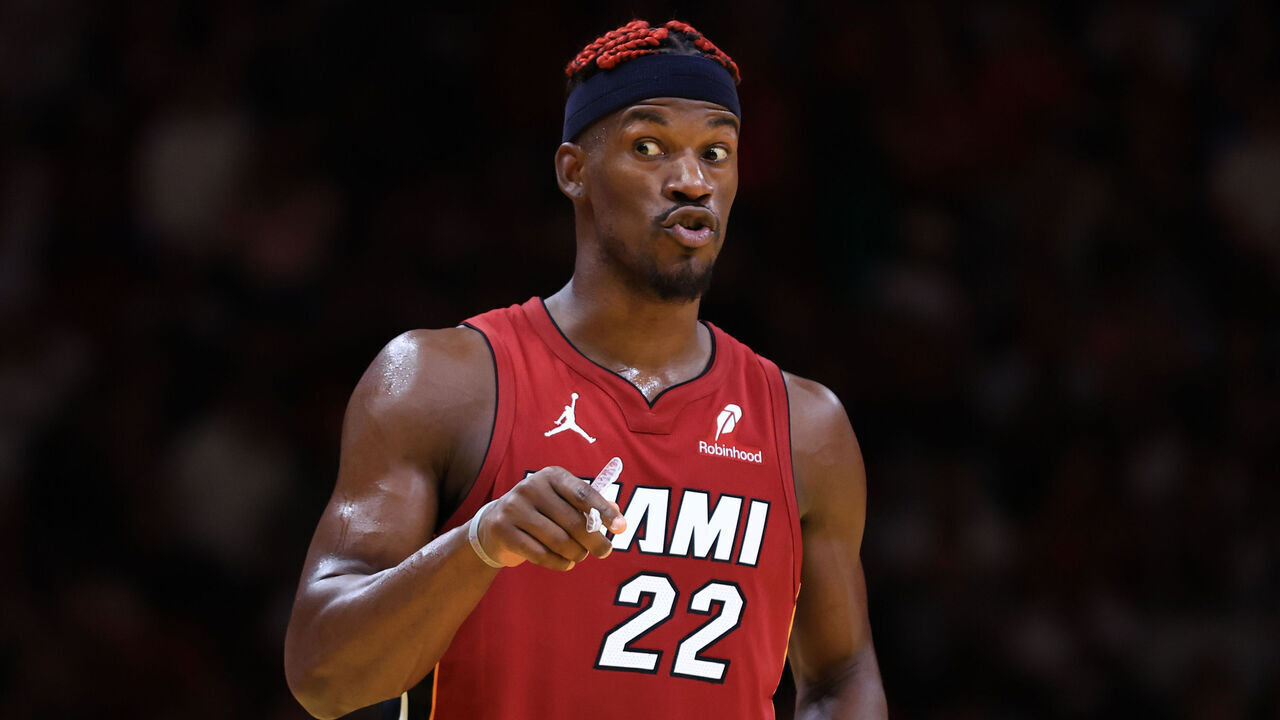 MIAMI, FLORIDA - NOVEMBER 26: Jimmy Butler #22 of the Miami Heat reacts against the Milwaukee Bucks during the fourth quarter of the Emirates NBA Cup at Kaseya Center on November 26, 2024 in Miami, Florida.