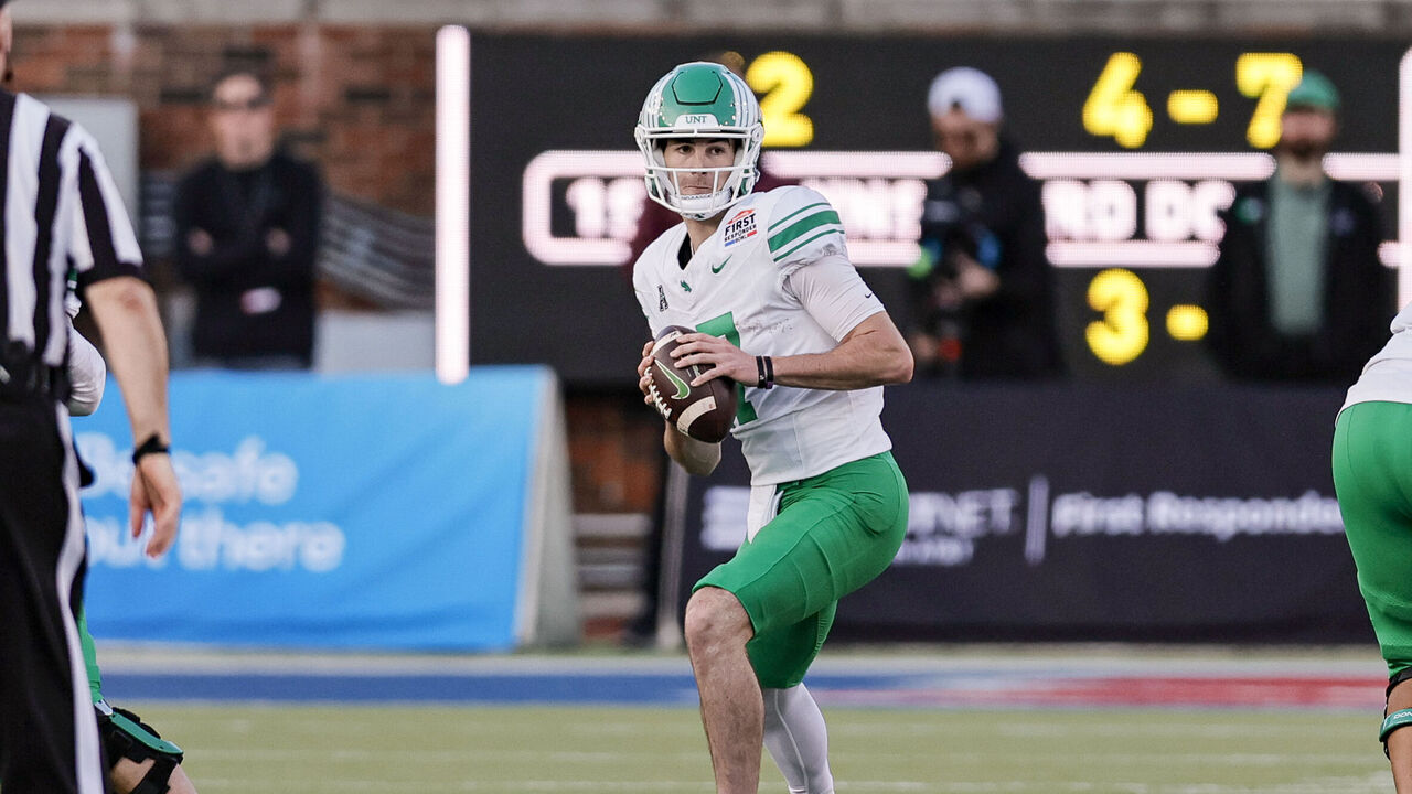 DALLAS, TX - JANUARY 03: North Texas Mean Green quarterback Drew Mestemaker (17) looks for an open receiver downfield during the SERVPRO First Responders bowl game between the Texas State Bobcats and the North Texas Mean Green on January 3, 2025 at Gerald J. Ford Stadium in Dallas, Texas.