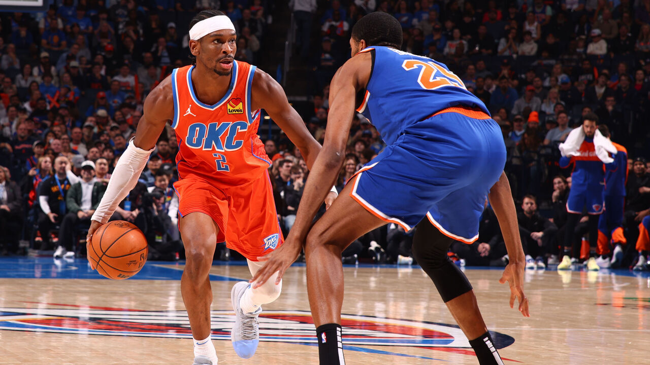 OKLAHOMA CITY, OK - JANUARY 3: Shai Gilgeous-Alexander #2 of the Oklahoma City Thunder dribbles the ball during the game against the New York Knicks on January 3, 2025 at Paycom Center in Oklahoma City, Oklahoma. Mandatory Copyright Notice: Copyright 2025 NBAE