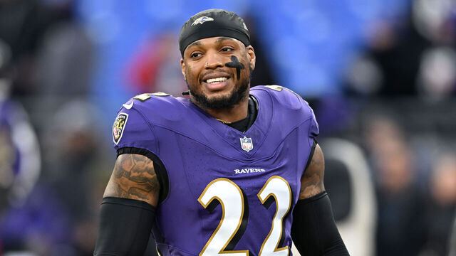 BALTIMORE, MARYLAND - JANUARY 04: Derrick Henry #22 of the Baltimore Ravens looks on before the game against the Cleveland Browns at M&T Bank Stadium on January 04, 2025 in Baltimore, Maryland.