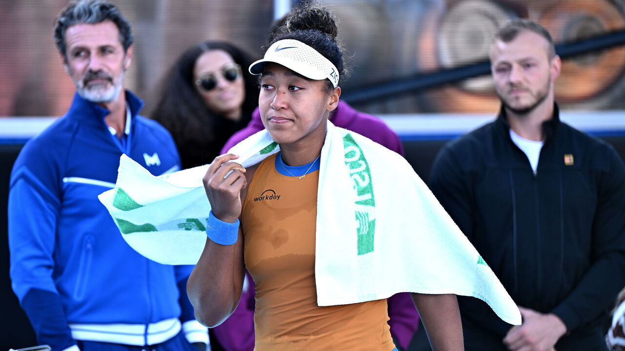AUCKLAND, NEW ZEALAND - JANUARY 05: Naomi Osaka of Japan reacts after deciding to pull out of the Women's singles final match against Clara Tauson of Denmark due to injury at ASB Tennis Centre on January 05, 2025 in Auckland, New Zealand.