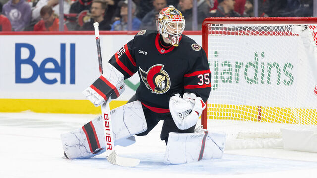 OTTAWA, ON - DECEMBER 05: Ottawa Senators Goalie Linus Ullmark (35) drills after a whistle during second period National Hockey League action between the Detroit Red Wings and Ottawa Senators on December 5, 2024, at Canadian Tire Centre in Ottawa, ON, Canada.
