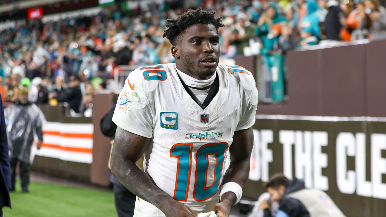 CLEVELAND, OH - DECEMBER 29: Miami Dolphins wide receiver Tyreek Hill (10) leaves the field following the National Football League game between the Miami Dolphins and Cleveland Browns on December 29, 2024, at Huntington Bank Field in Cleveland, OH.