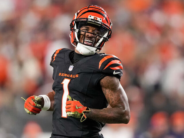 CINCINNATI, OHIO - DECEMBER 28: Ja'Marr Chase #1 of the Cincinnati Bengals lines up for a play in the fourth quarter against the Denver Broncos at Paycor Stadium on December 28, 2024 in Cincinnati, Ohio.
