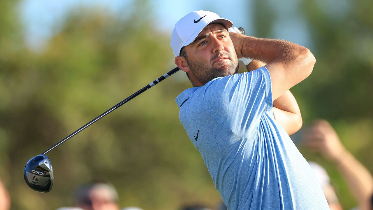 NASSAU, BAHAMAS - DECEMBER 08: Scottie Scheffler of The United States plays his tee shot on the 15th hole during the final round of the Hero World Challenge 2024 at Albany Golf Course on December 08, 2024 in Nassau, Bahamas.