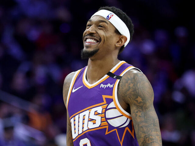 PHILADELPHIA, PENNSYLVANIA - JANUARY 06: Bradley Beal #3 of the Phoenix Suns smiles during the second half against the Philadelphia 76ers at the Wells Fargo Center on January 06, 2025 in Philadelphia, Pennsylvania.