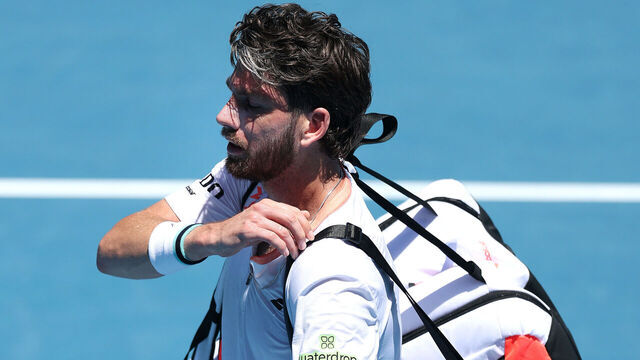 AUCKLAND, NEW ZEALAND - JANUARY 07: Cameron Norrie of Great Britain leaves the court following his singles match against Facundo Diaz Acosta of Argentina on day nine of the 2025 ASB Classic at ASB Tennis Centre on January 07, 2025 in Auckland, New Zealand.