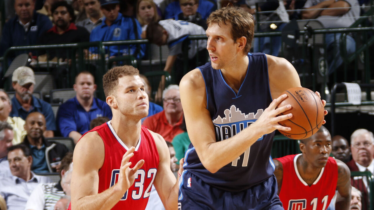 DALLAS, TX - NOVEMBER 11: Dirk Nowitzki #41 of the Dallas Mavericks posts up against Blake Griffin #32 of the Los Angeles Clippers on November 11, 2015 at the American Airlines Center in Dallas, Texas. Mandatory Copyright Notice: Copyright 2015 NBAE