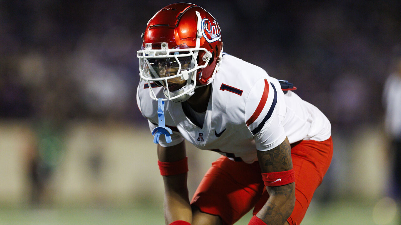 MANHATTAN, KANSAS - SEPTEMBER 13: Tacario Davis #1 of the Arizona Wildcats defends during a game against Kansas State Wildcats at Bill Snyder Family Football Stadium on September 13, 2024 in Manhattan, Kansas.