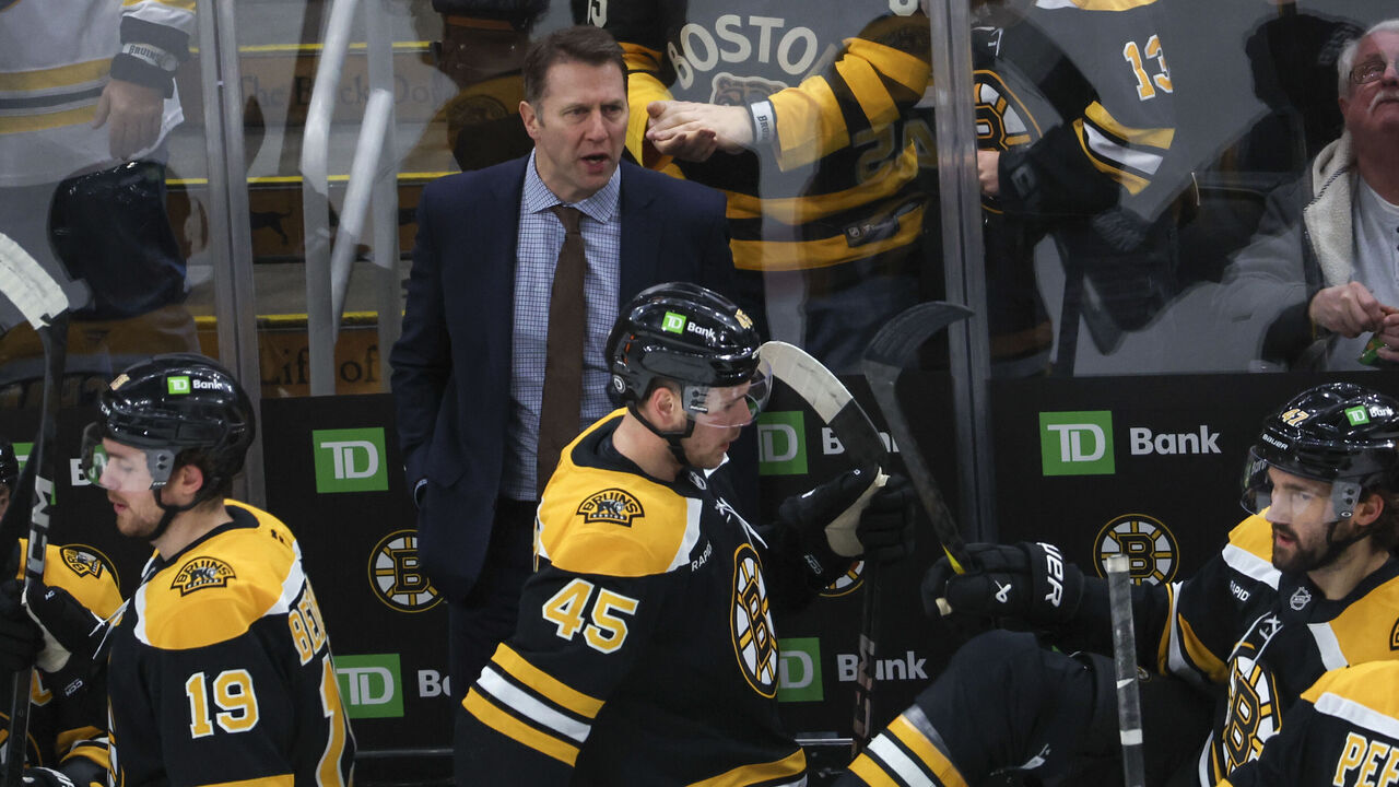 Boston, MA - January 5: Boston Bruins interim head coach Joe Sacco on the bench in the second period.