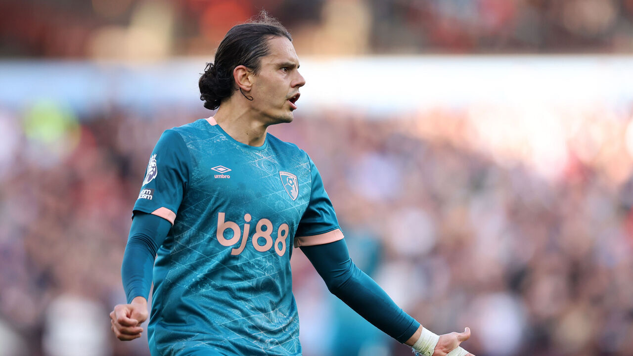 BIRMINGHAM, ENGLAND - OCTOBER 26: Enes Unal of AFC Bournemouth during the Premier League match between Aston Villa FC and AFC Bournemouth at Villa Park on October 26, 2024 in Birmingham, England.