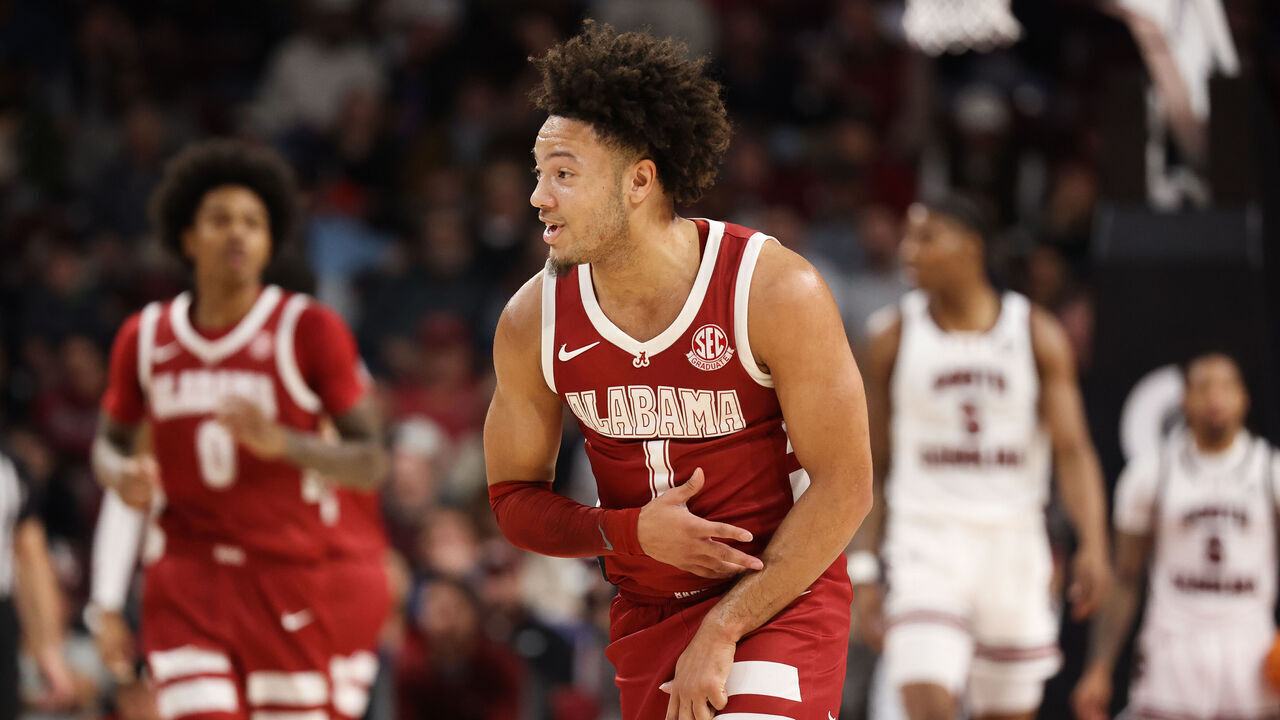 COLUMBIA, SOUTH CAROLINA - JANUARY 8: Mark Sears #1 of the Alabama Crimson Tide reacts during the first half against the South Carolina Gamecocks at Colonial Life Arena on January 8, 2025 in Columbia, South Carolina.