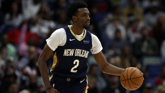 NEW ORLEANS, LOUISIANA - JANUARY 03: Herbert Jones #2 of the New Orleans Pelicans dribbles the ball down court during the third quarter of an NBA game against the Washington Wizards at Smoothie King Center on January 03, 2025 in New Orleans, Louisiana.