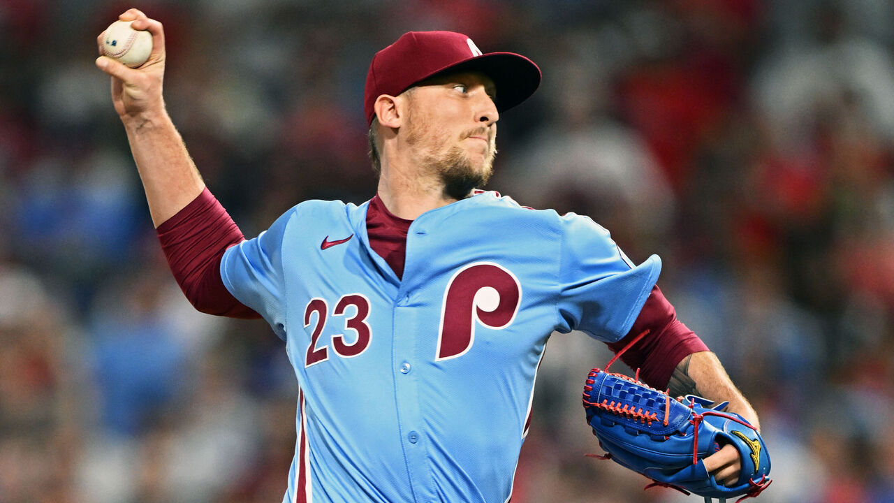 PHILADELPHIA, PENNSYLVANIA - AUGUST 29: Jeff Hoffman #23 of the Philadelphia Phillies delivers the final pitch of the game against the Atlanta Braves at Citizens Bank Park on August 29, 2024 in Philadelphia, Pennsylvania. The Phillies won 5-4.