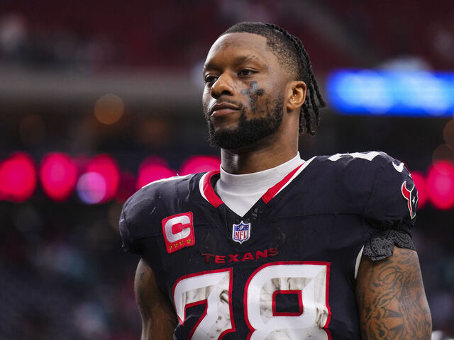 HOUSTON, TX - DECEMBER 15: Joe Mixon #28 of the Houston Texans celebrates after an NFL football game against the Miami Dolphins at NRG Stadium on December 15, 2024 in Houston, Texas.