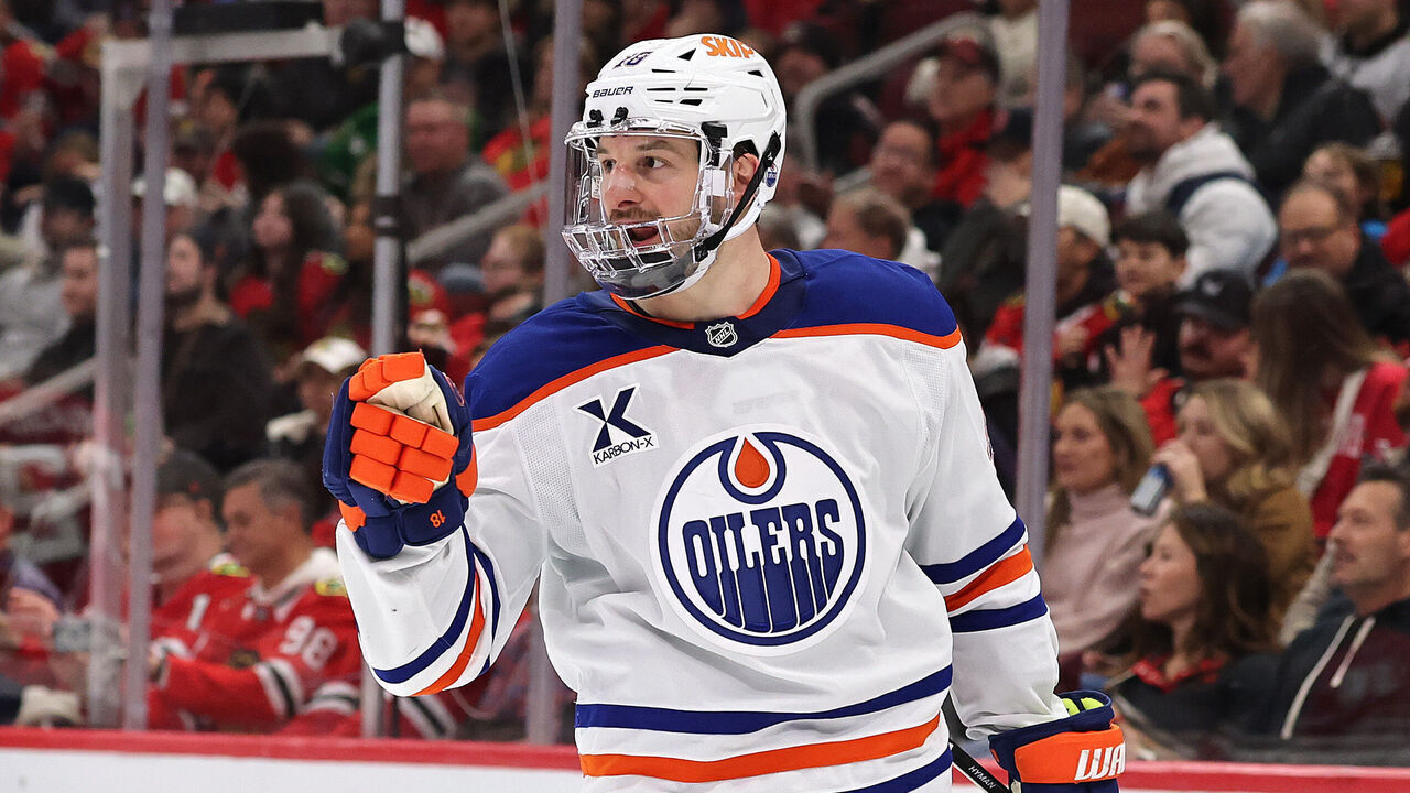 CHICAGO, ILLINOIS - JANUARY 11: Zach Hyman #18 of the Edmonton Oilers celebrates after scoring a goal against the Chicago Blackhawks during the third period at the United Center on January 11, 2025 in Chicago, Illinois.