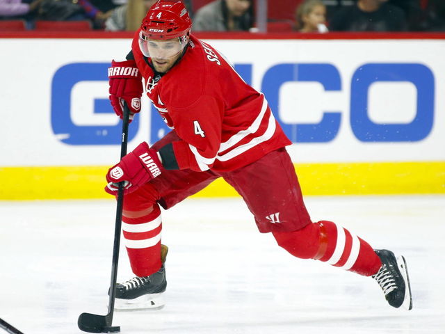 Hurricanes' Sekera day-to-day with upper-body injury