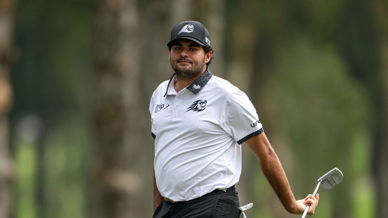HONG KONG, CHINA - NOVEMBER 22: Eugenio Chacarra of Spain reacts after missing his putt on hole 9 during the second round of Link Hong Kong Open at Hong Kong Golf Club on November 22, 2024 in Hong Kong, China.