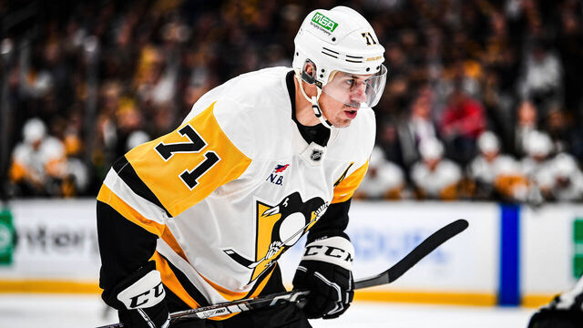 BOSTON, MASSACHUSETTS - NOVEMBER 29: Evgeni Malkin #71 of the Pittsburgh Penguins prepares for a face off during the second period against the Boston Bruins at TD Garden on November 29, 2024 in Boston, Massachusetts.