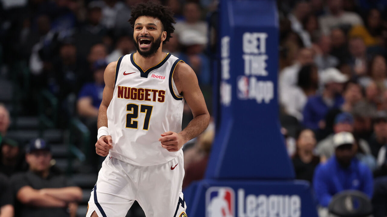 DALLAS, TEXAS - JANUARY 14: Jamal Murray #27 of the Denver Nuggets reacts after scoring in the second quarter against the Dallas Mavericks at American Airlines Center on January 14, 2025 in Dallas, Texas. NOTE TO USER: User expressly acknowledges and agrees that, by downloading and/or using this photograph, user is consenting to the terms and conditions of the Getty Images License Agreement.