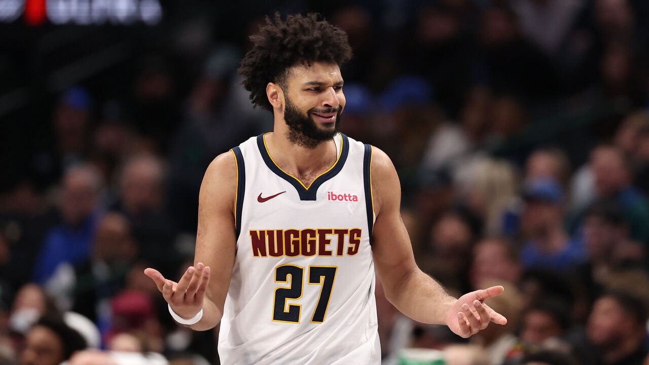 DALLAS, TEXAS - JANUARY 14: Jamal Murray #27 of the Denver Nuggets reacts during the fourth quarter against the Dallas Mavericks at American Airlines Center on January 14, 2025 in Dallas, Texas. NOTE TO USER: User expressly acknowledges and agrees that, by downloading and/or using this photograph, user is consenting to the terms and conditions of the Getty Images License Agreement.