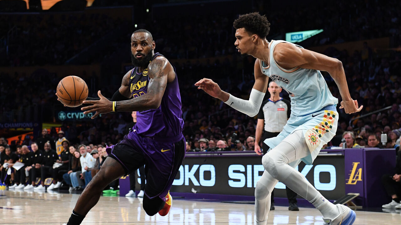 LOS ANGELES, CA - JANUARY 13: LeBron James #23 of the Los Angeles Lakers dribbles the ball during the game against the San Antonio Spurs on January 13, 2025 at Crypto.Com Arena in Los Angeles, California. NOTE TO USER: User expressly acknowledges and agrees that, by downloading and/or using this Photograph, user is consenting to the terms and conditions of the Getty Images License Agreement. Mandatory Copyright Notice: Copyright 2025 NBAE