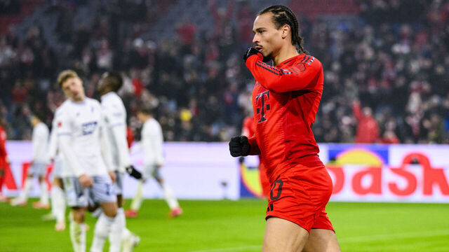 15 January 2025, Bavaria, Munich: Soccer: Bundesliga, Bayern Munich - TSG 1899 Hoffenheim, Matchday 17, Allianz Arena. Munich's Leroy Sane celebrates after his goal to make it 4:0. Photo: Tom Weller/dpa - IMPORTANT NOTE: In accordance with the regulations of the DFL German Football League and the DFB German Football Association, it is prohibited to utilize or have utilized photographs taken in the stadium and/or of the match in the form of sequential images and/or video-like photo series.