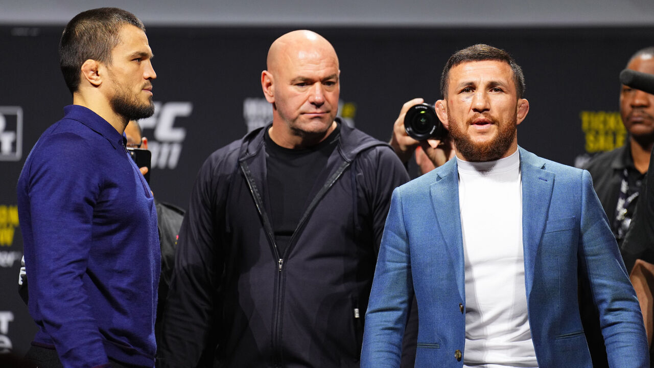 LAS VEGAS, NEVADA - DECEMBER 06: (L-R) Opponents Umar Nurmagomedov of Russia and Merab Dvalishvili of Georgia face off during the UFC 311 press conference at MGM Grand Garden Arena on December 06, 2024 in Las Vegas, Nevada.