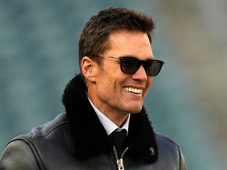 Agent: Brady plans to fulfill 10-year, $375M broadcasting deal