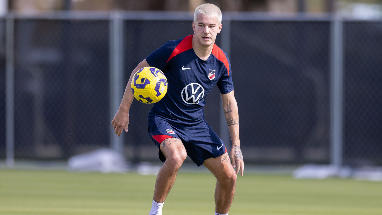 FORT LAUDERDALE, FL - JANUARY 13: John Tolkin of the United States moves with the ball during USMNT Training at Chase Stadium on January 13, 2025 in Fort Lauderdale, Florida.