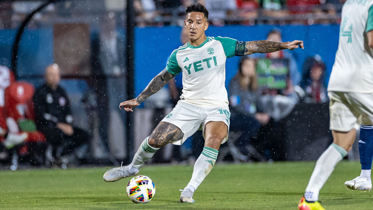 FRISCO, TX - MAY 11: Austin FC midfielder Sebastian Driussi (#10) passes the ball during the MLS soccer game between FC Dallas and Austin FC on May 11, 2024 at Toyota Stadium in Frisco, TX.
