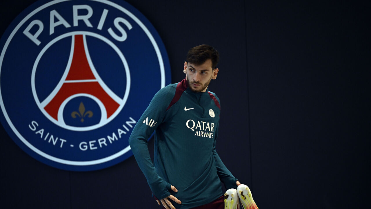 PARIS, FRANCE - JANUARY 18: Khvicha Kvaratskhelia looks on before a Paris Saint-Germain training session at Campus PSG on January 18, 2025 in Paris, France.