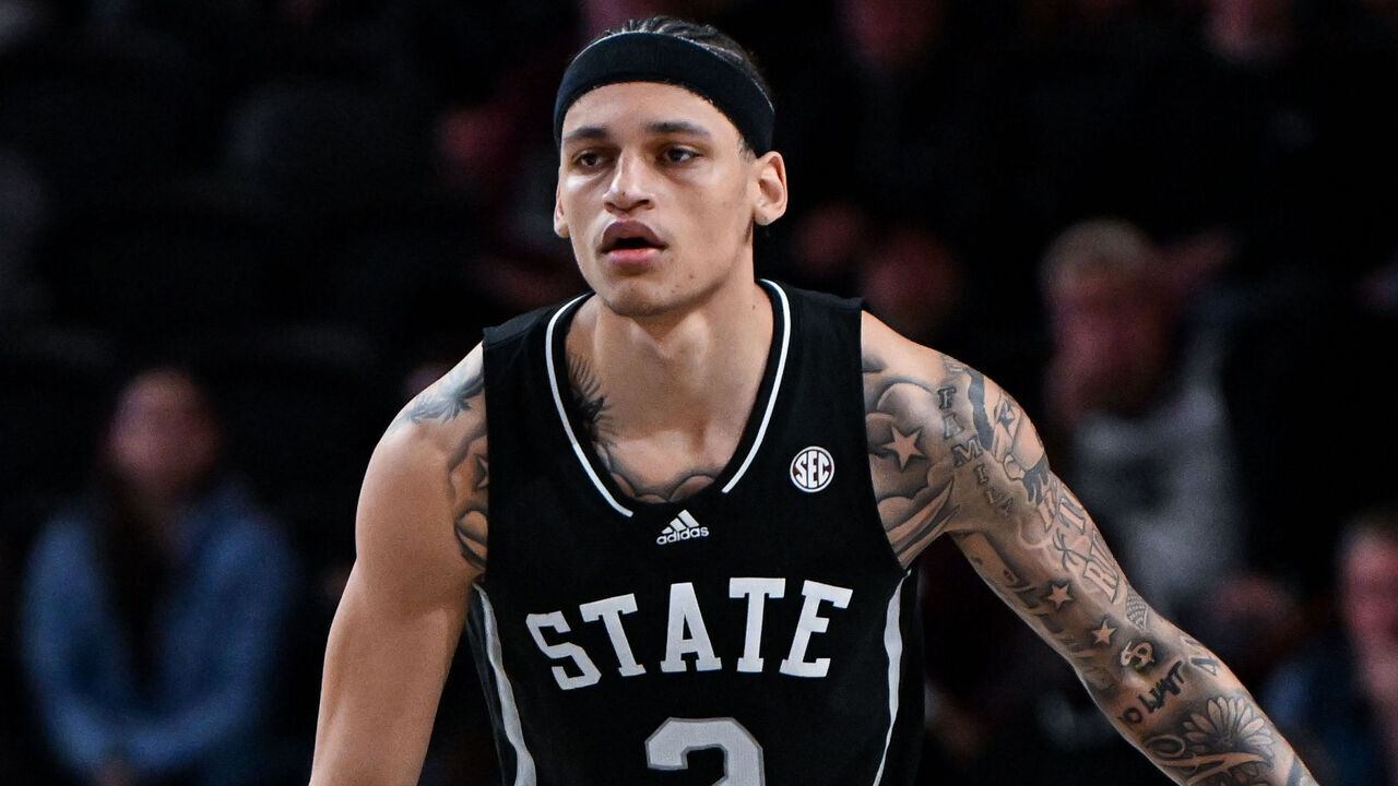 NASHVILLE, TENNESSEE - JANUARY 7: Riley Kugel #2 of the Mississippi State Bulldogs drives towards the basket against the Vanderbilt Commodores in the first half at Vanderbilt University Memorial Gymnasium on January 7, 2025 in Nashville, Tennessee.