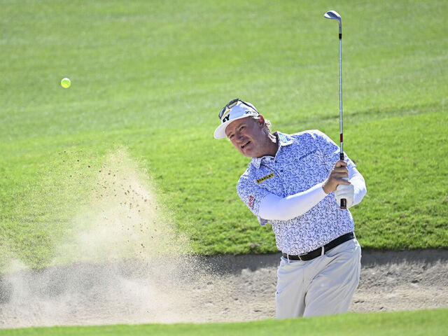 KA'UPULEHU-KONA, HAWAII - JANUARY 18: Ernie Els of South Africa plays from a bunker on the 7th hole during the final round of the PGA TOUR Champions Mitsubishi Electric Championship at Hualalai Golf Course on January 18, 2025 in Ka'upulehu-Kona, Hawaii.