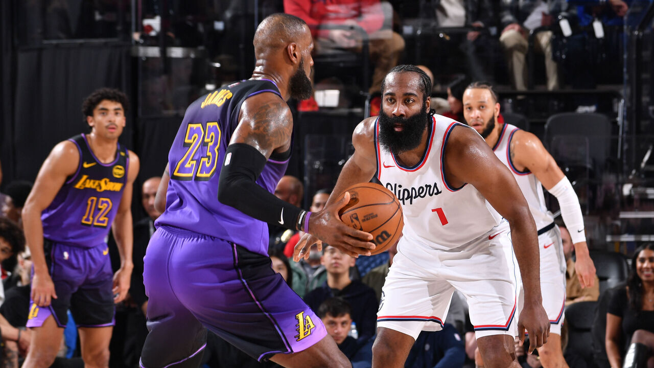 INGLEWOOD, CA - JANUARY 19: James Harden #1 of the LA Clippers plays defense during the game against the Los Angeles Lakers on January 19, 2025 at Intuit Dome in Los Angeles, California. NOTE TO USER: User expressly acknowledges and agrees that, by downloading and/or using this Photograph, user is consenting to the terms and conditions of the Getty Images License Agreement. Mandatory Copyright Notice: Copyright 2025 NBAE