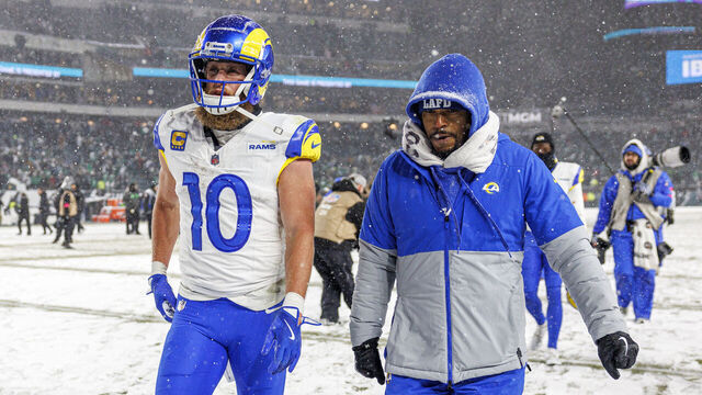 PHILADELPHIA, PA - JANUARY 19, 2025: Los Angeles Rams wide receiver Cooper Kupp (10) walks off the field after the Rams loss to the Eagles in the NFC Divisional playoff at Lincoln Financial Field on January 19, 2025 in Philadelphia, Pennsylvania (Gina Ferazzi / Los Angeles Times via Getty Images)