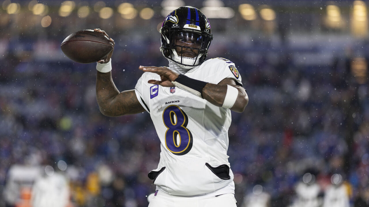 ORCHARD PARK, NEW YORK - JANUARY 19: Lamar Jackson #8 of the Baltimore Ravens looks to pass prior to an NFL Football game against the Buffalo Bills at Highmark Stadium on January 19, 2025 in Orchard Park, New York.
